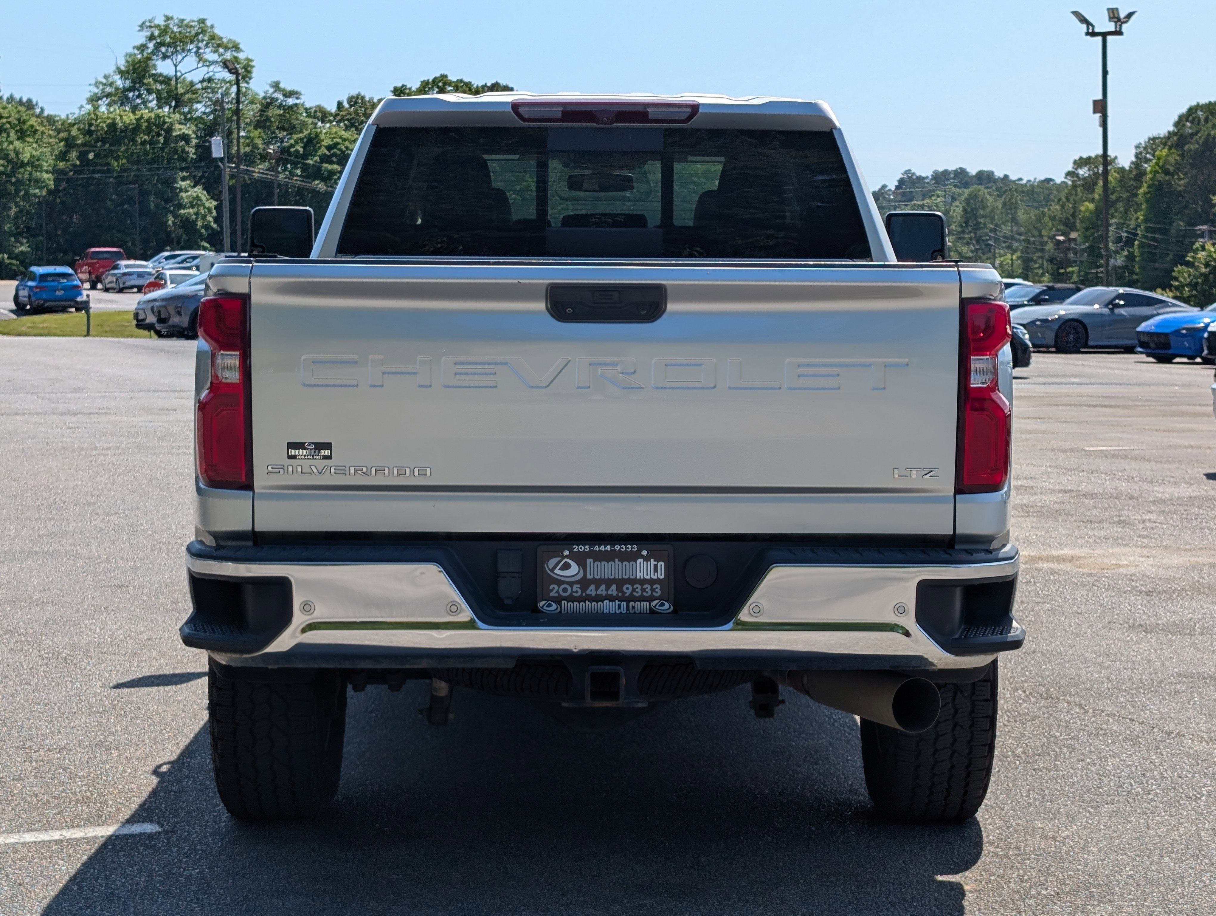 Used 2023 Chevrolet Silverado 2500 LTZ w/ LTZ Convenience Package AWD/4WD image 8