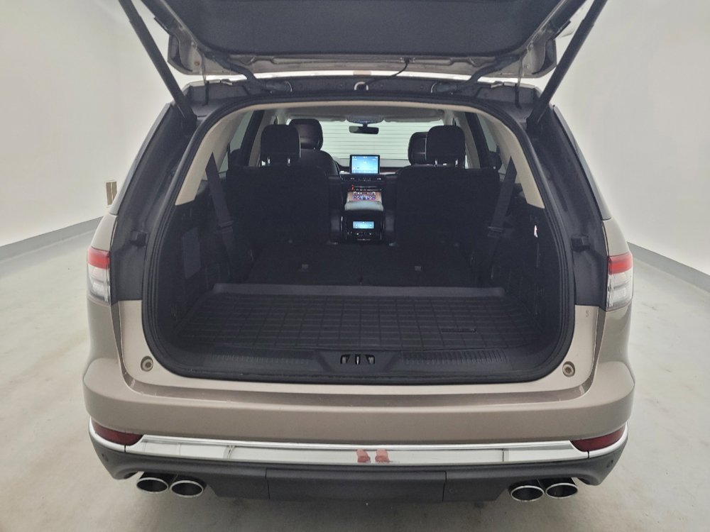 Used 2020 Lincoln Aviator Reserve w/ Elements Package Plus AWD/4WD image 29