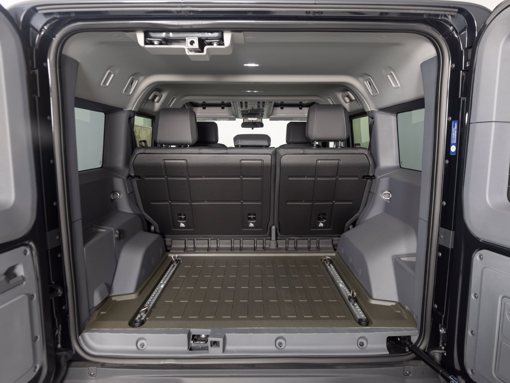 New 2025 INEOS Grenadier Fieldmaster Edition AWD/4WD image 39