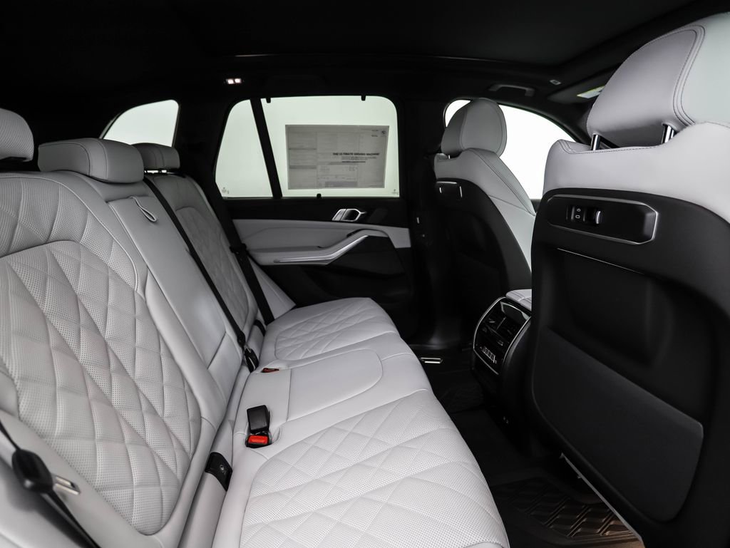 Used 2026 BMW X5 xDrive40i image 27