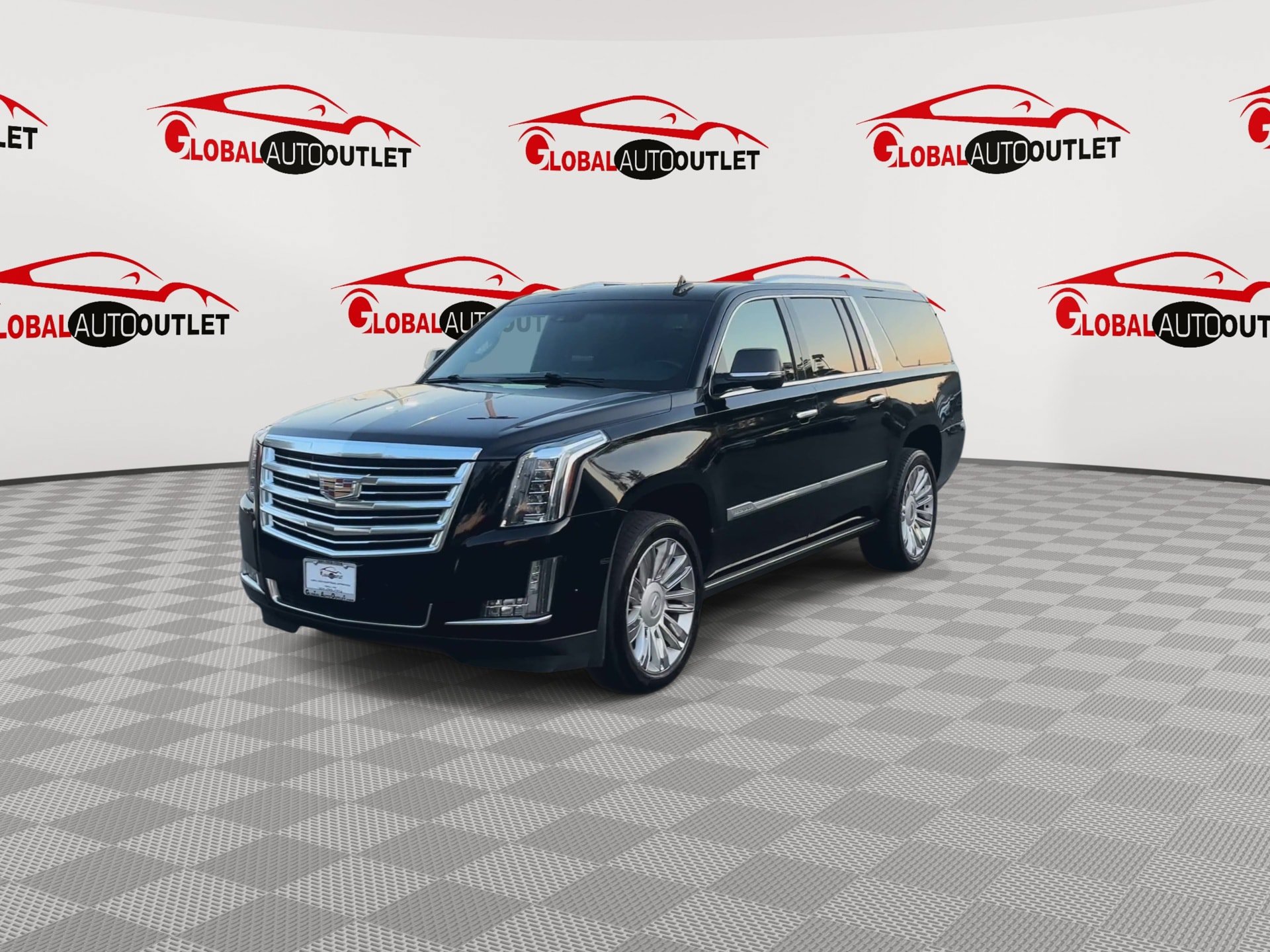 Used 2019 Cadillac Escalade ESV Platinum AWD/4WD image 4