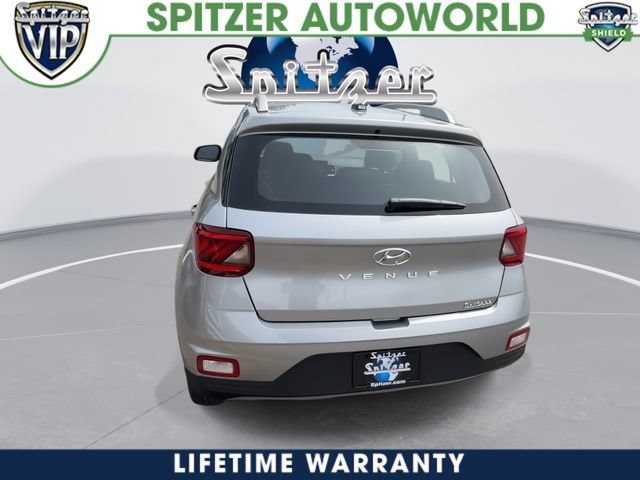 New 2026 Hyundai Venue SEL FWD image 8