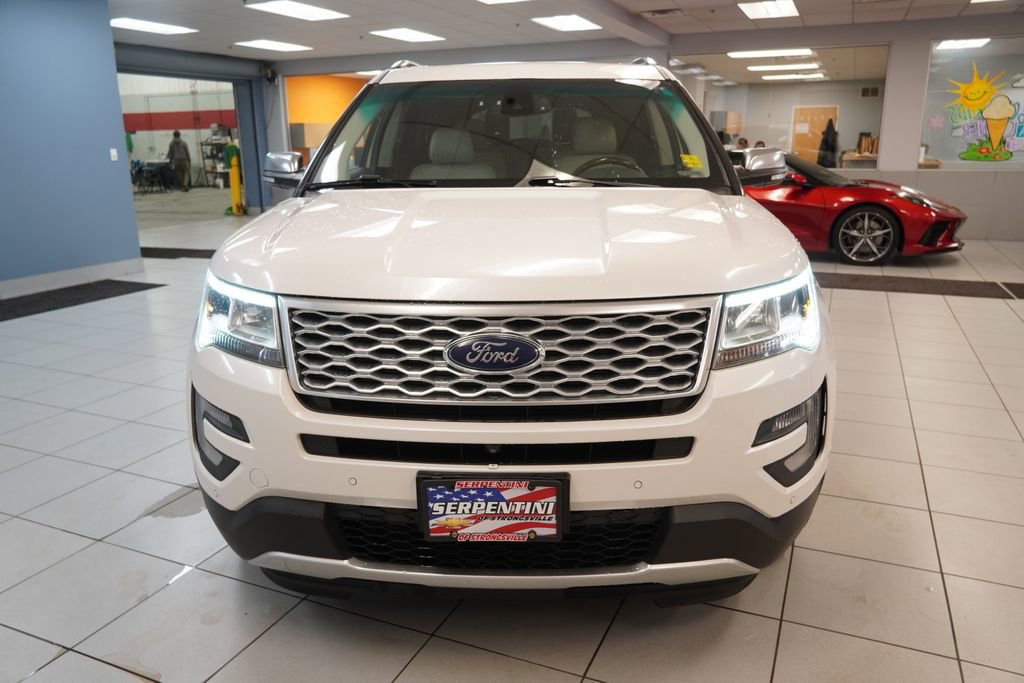 Used 2017 Ford Explorer Platinum image 15