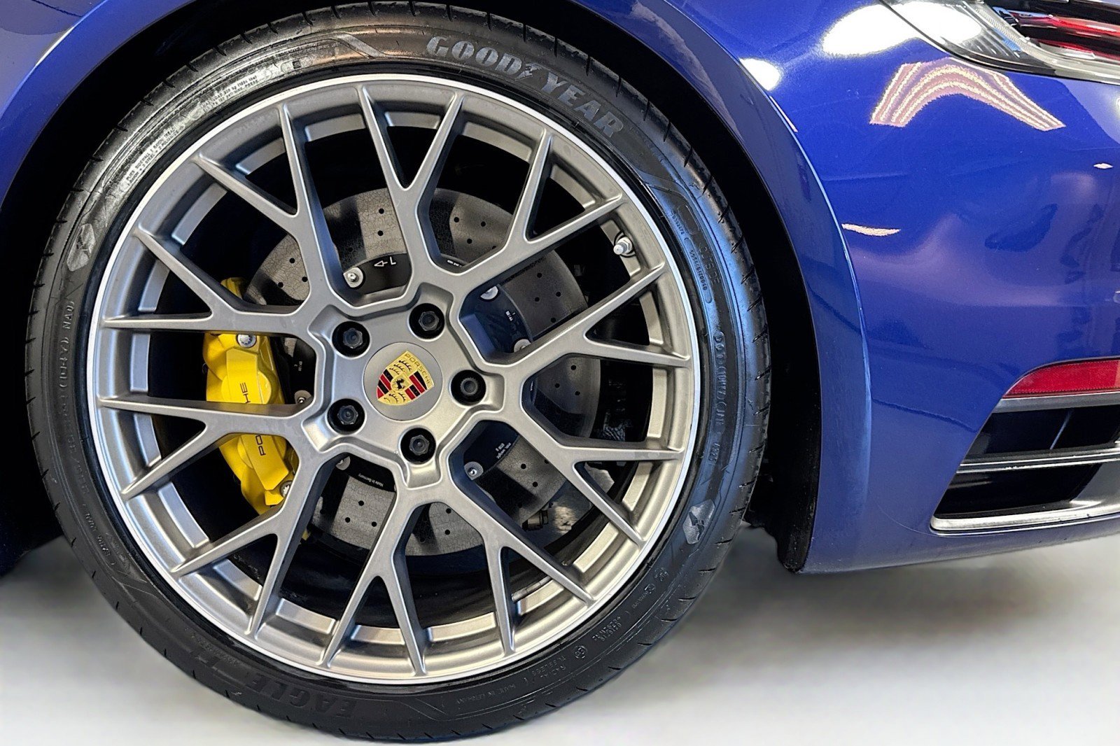 Used 2020 Porsche 911 Carrera S image 29