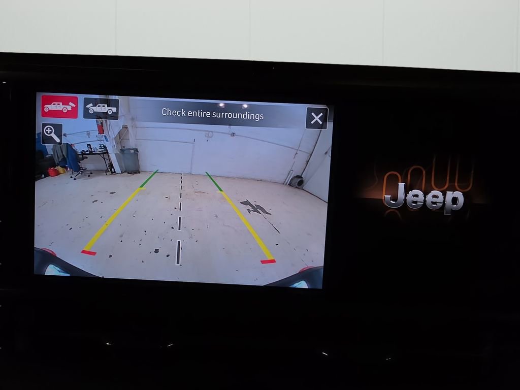 New 2026 Jeep Gladiator Mojave w/ Safety Group image 25