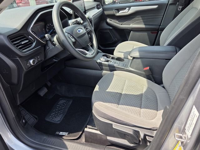 Used 2021 Ford Escape SE image 10