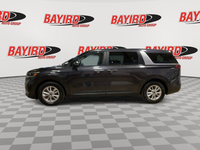 Used 2023 Kia Carnival LX image 5