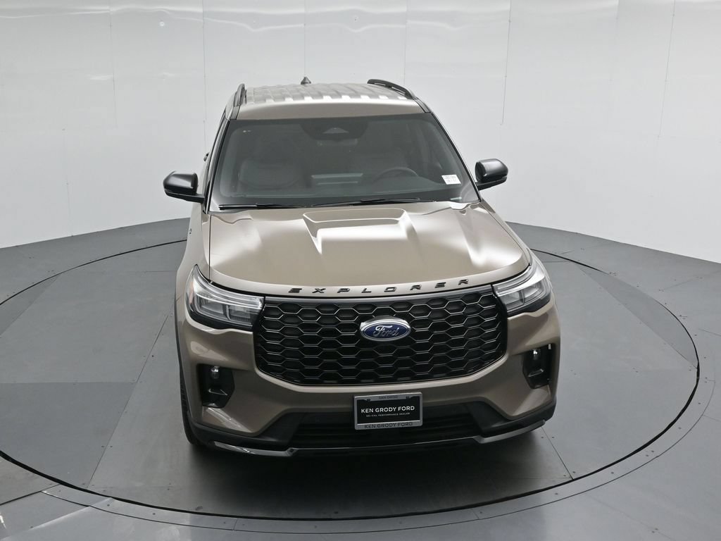 New 2026 Ford Explorer ST-Line w/ ST-Line Street Pack RWD image 41