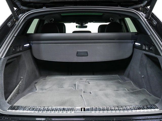 Certified 2022 Audi e-tron Premium w/ Convenience Plus Package image 28