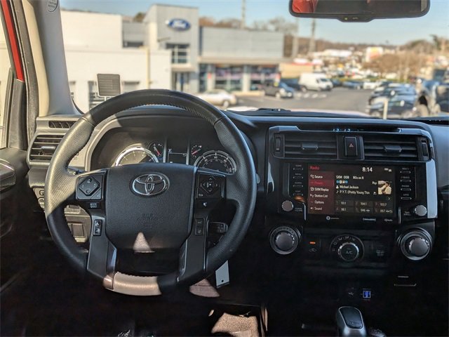Used 2020 Toyota 4Runner 4WD image 28