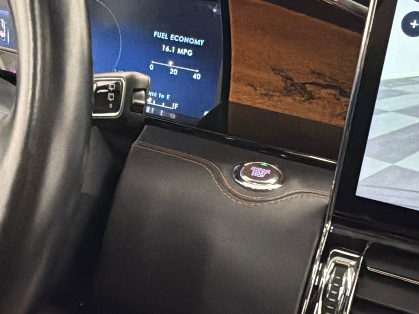 Used 2023 Lincoln Navigator Black Label image 34