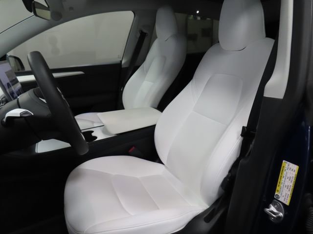 Used 2023 Tesla Model Y Long Range AWD/4WD image 18