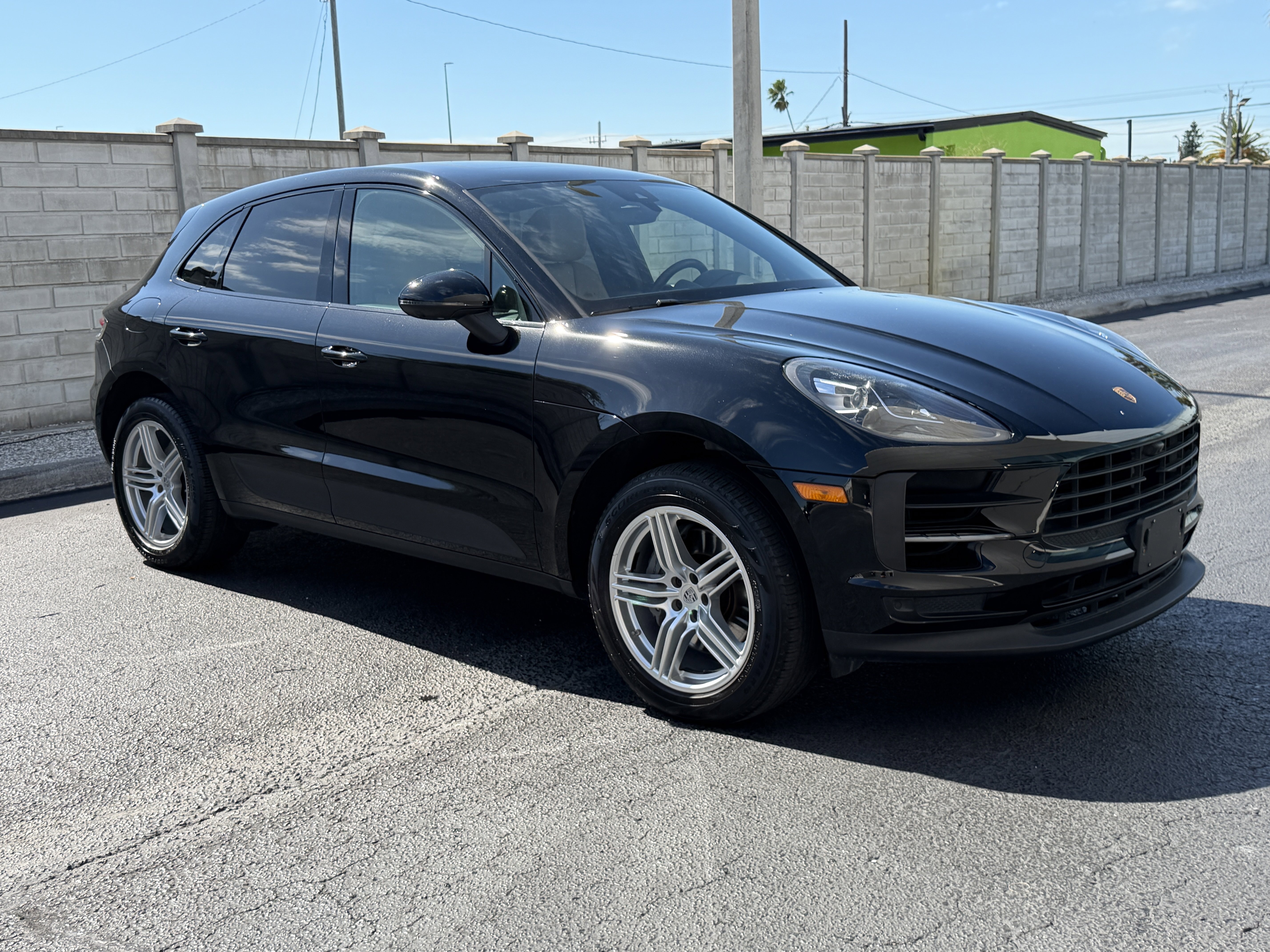 Certified 2021 Porsche Macan S image 8