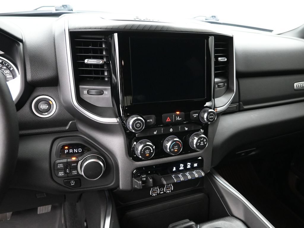 Used 2025 RAM 1500 Big Horn AWD/4WD image 17
