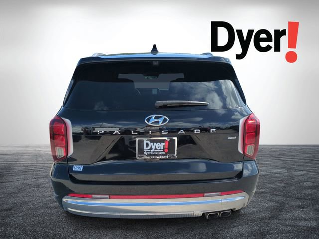 Used 2023 Hyundai Palisade Calligraphy image 4