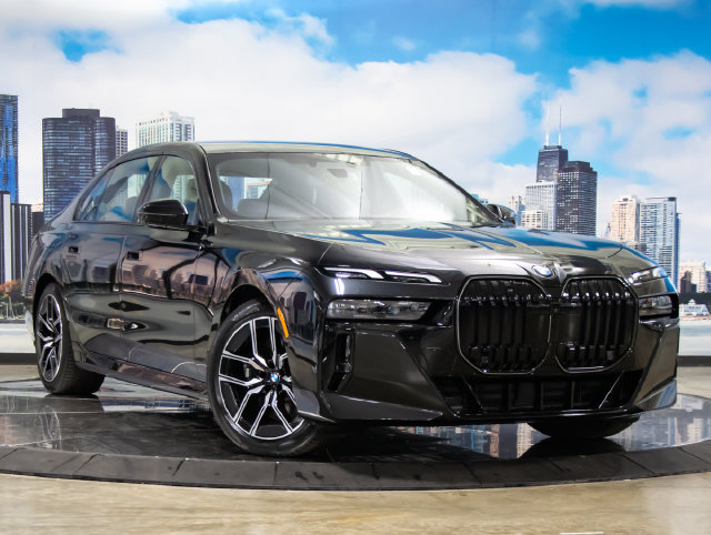 Used 2026 BMW 740i xDrive AWD/4WD image 1