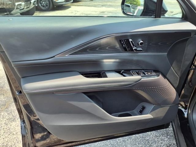 New 2025 Cadillac Lyriq Sport image 25