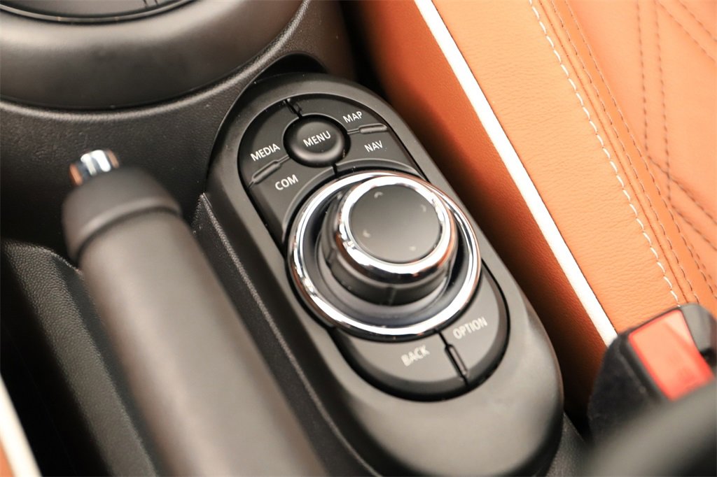 Used 2024 MINI Cooper S w/ Signature Upholstery Package image 29