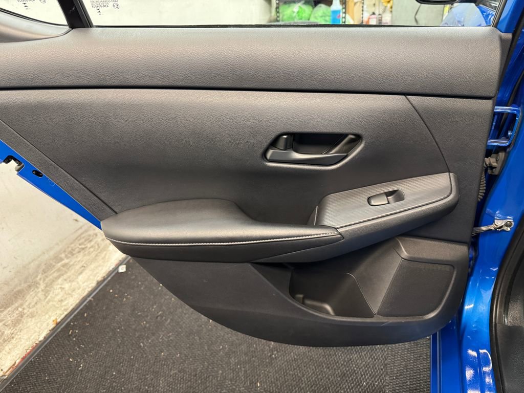 Used 2024 Nissan Sentra SV FWD image 16
