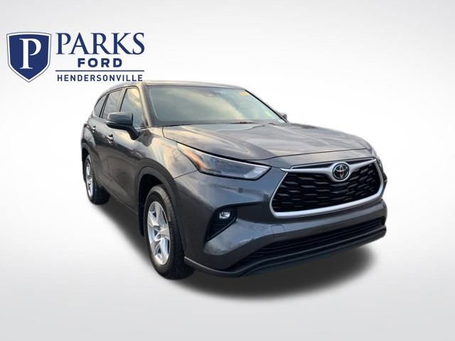 Used 2023 Toyota Highlander LE