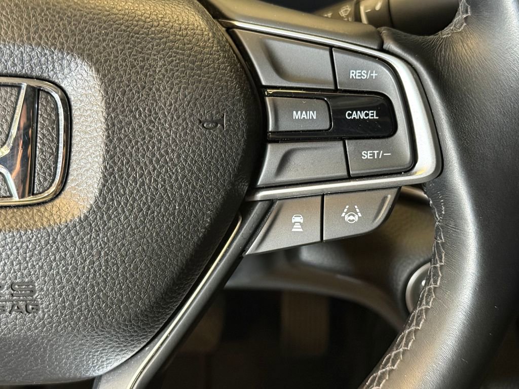 Used 2018 Honda Accord EX-L image 11