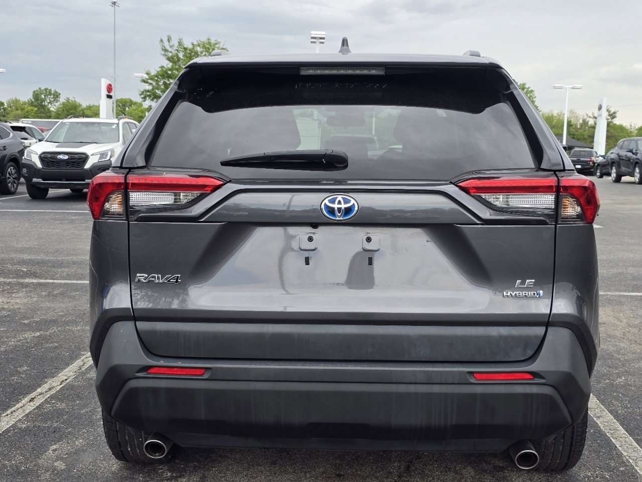 Used 2022 Toyota RAV4 LE AWD/4WD image 6