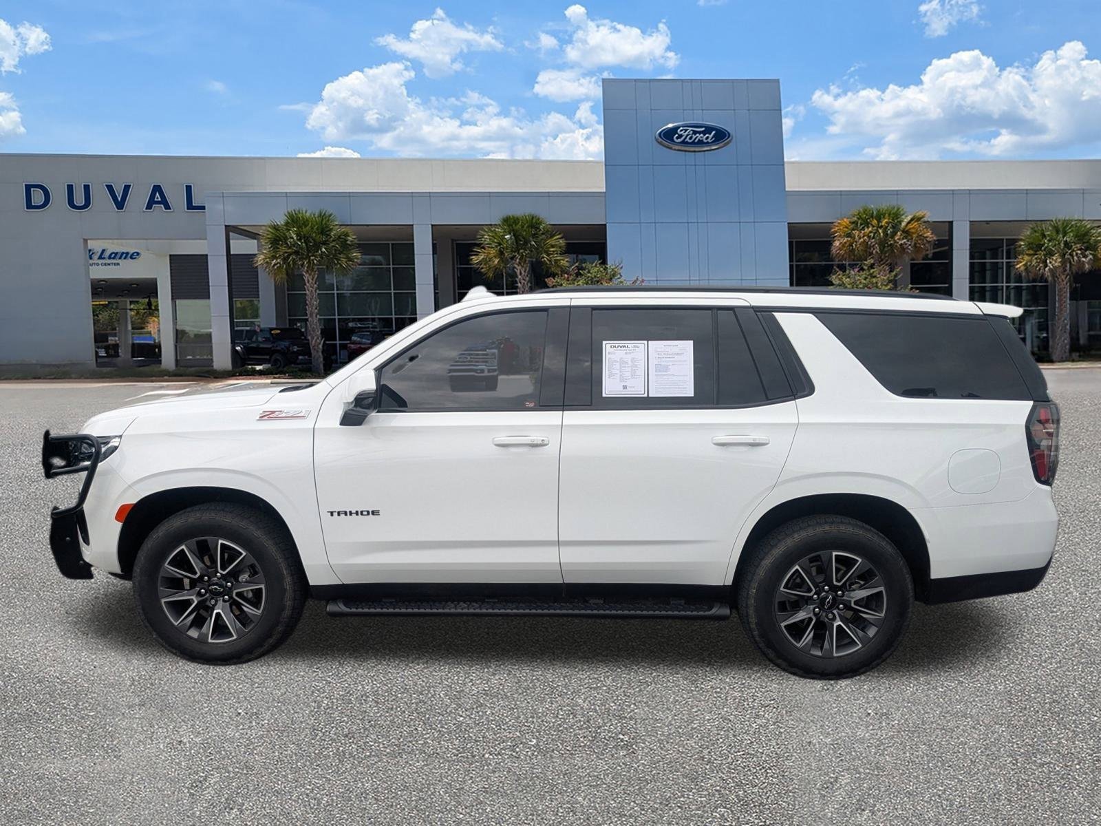 Used 2023 Chevrolet Tahoe Z71 w/ Luxury Package image 7