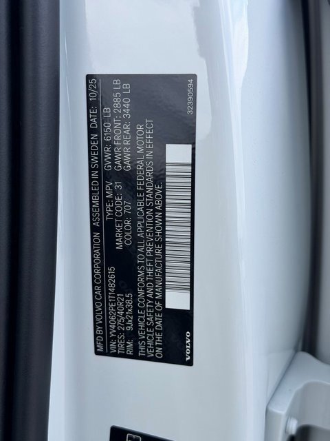 New 2026 Volvo XC90 B6 Plus w/ Protection Package Premier image 29