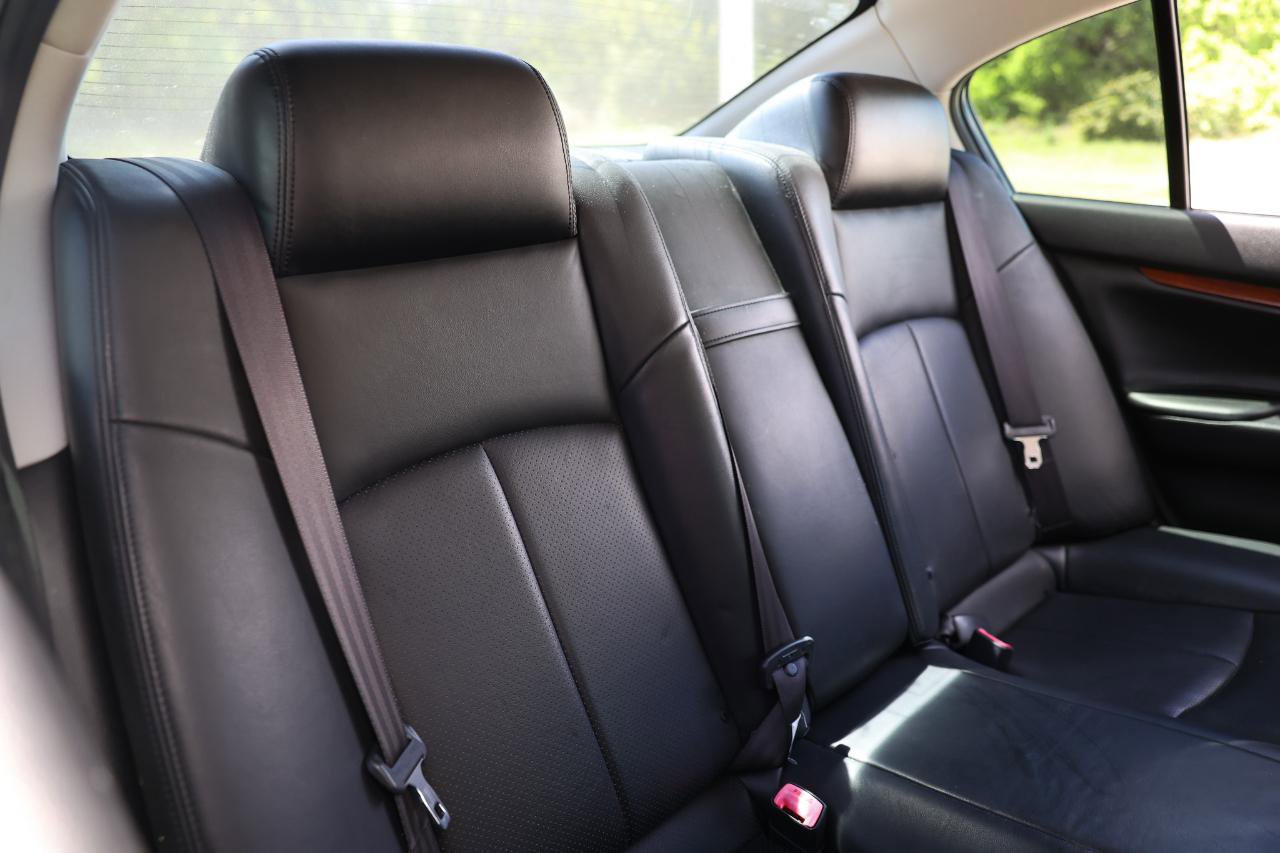 Used 2009 INFINITI G37 Journey w/ Premium Pkg image 14