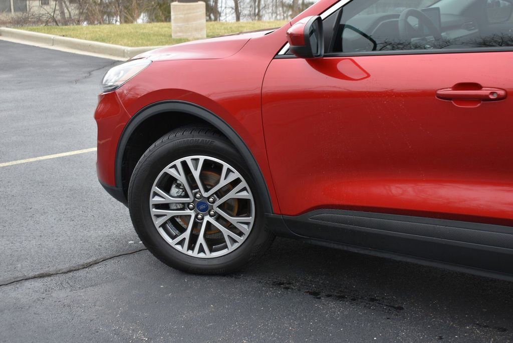Used 2021 Ford Escape SEL w/ Technology Package image 10