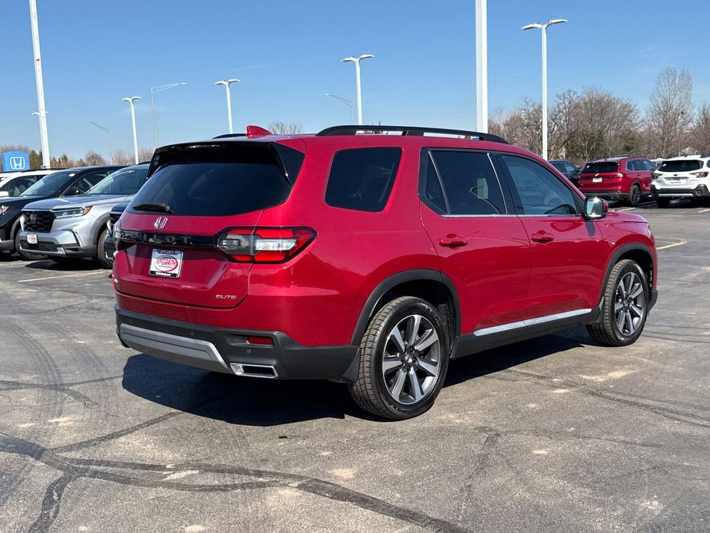 Certified 2023 Honda Pilot Elite image 11