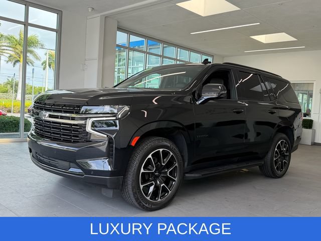 Used 2022 Chevrolet Tahoe RST w/ Luxury Package RWD image 3