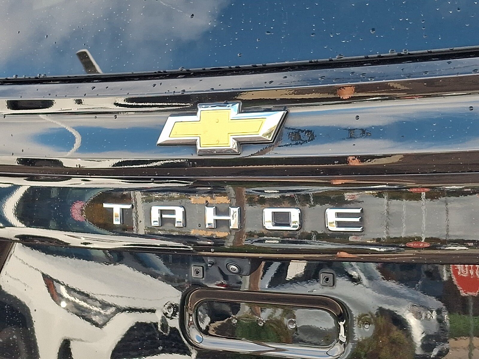 Used 2025 Chevrolet Tahoe LT AWD/4WD image 30