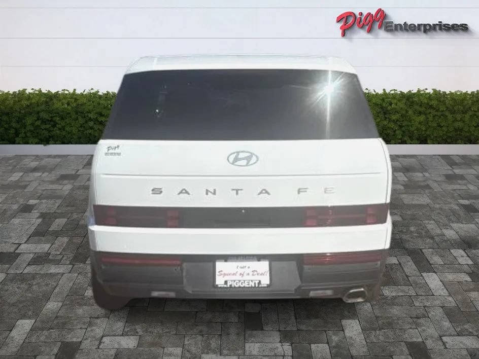 Used 2025 Hyundai Santa Fe SE FWD image 9