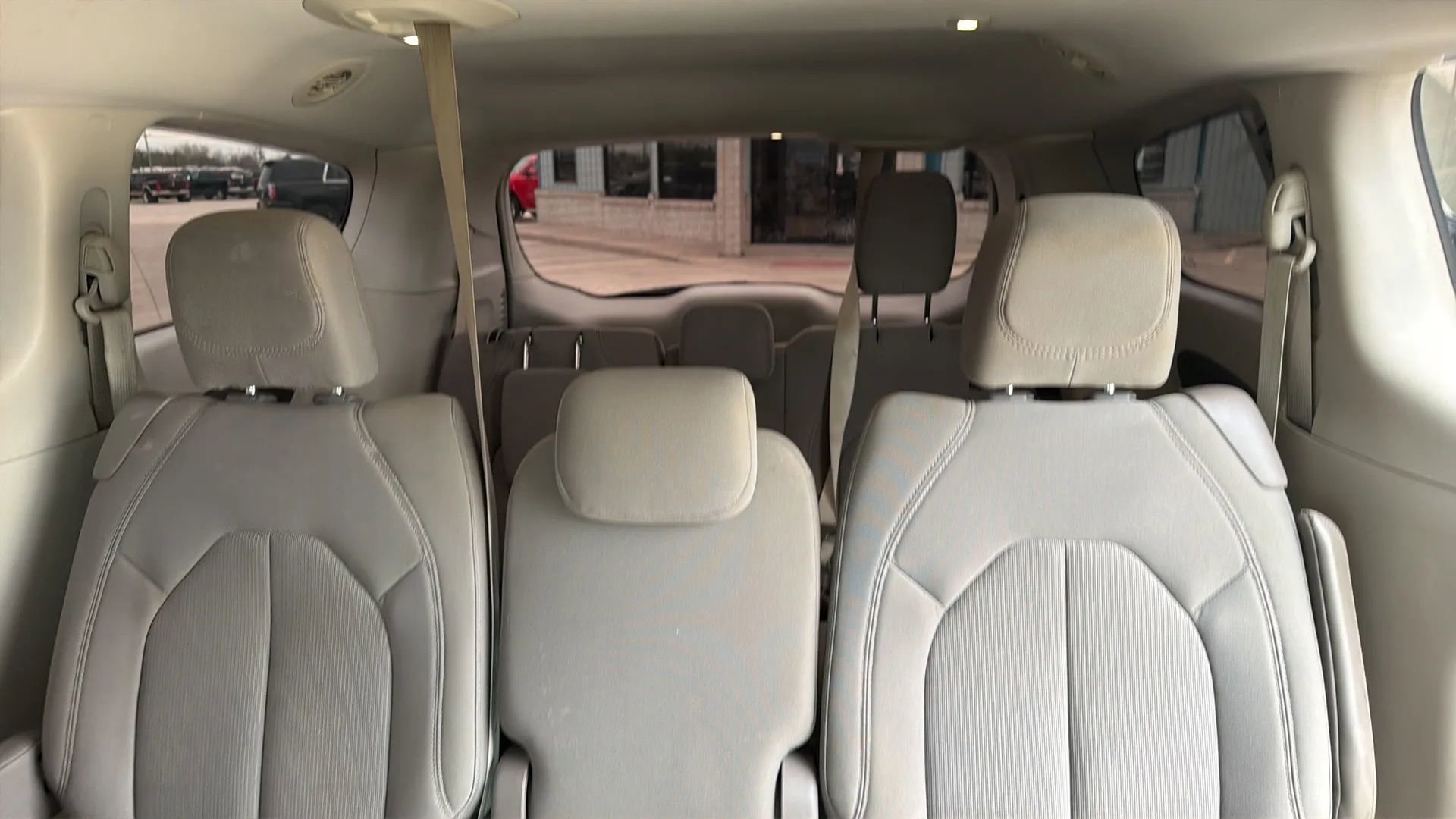 Used 2017 Chrysler Pacifica Touring image 48