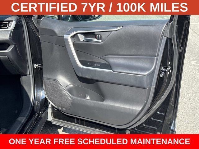 Used 2025 Toyota RAV4 XLE AWD/4WD image 8