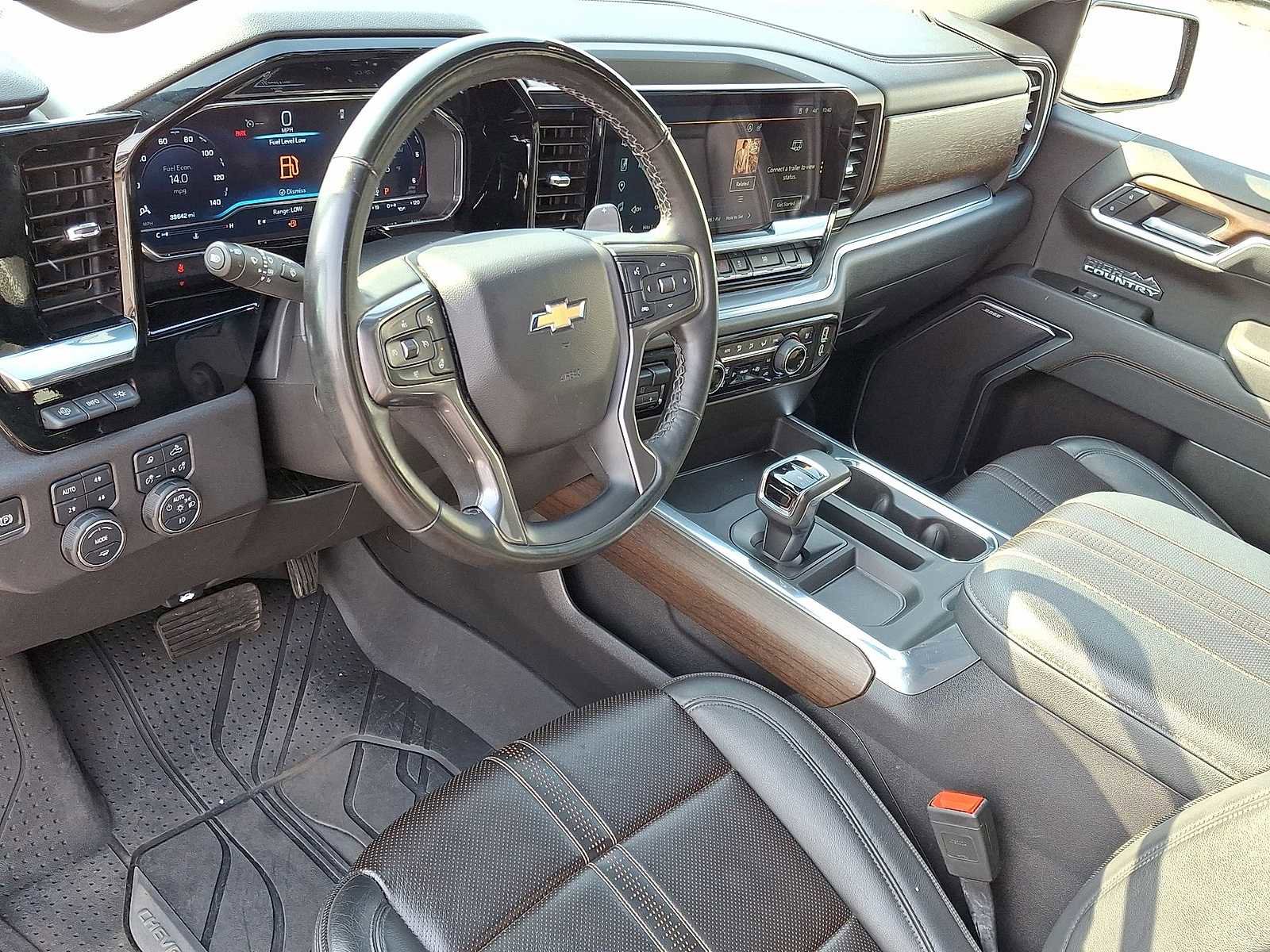 Used 2025 Chevrolet Silverado 1500 High Country image 16