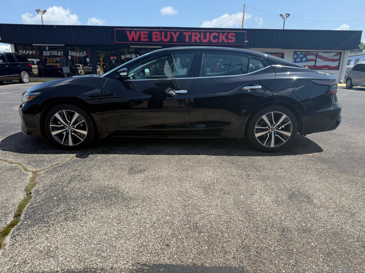 Used 2020 Nissan Maxima 3.5 SV w/ Floor Mat Group FWD image 3