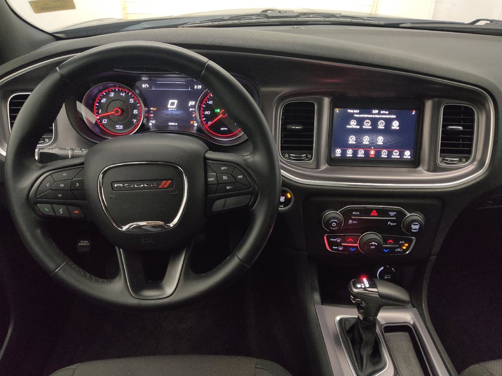 Used 2019 Dodge Charger SXT RWD image 22