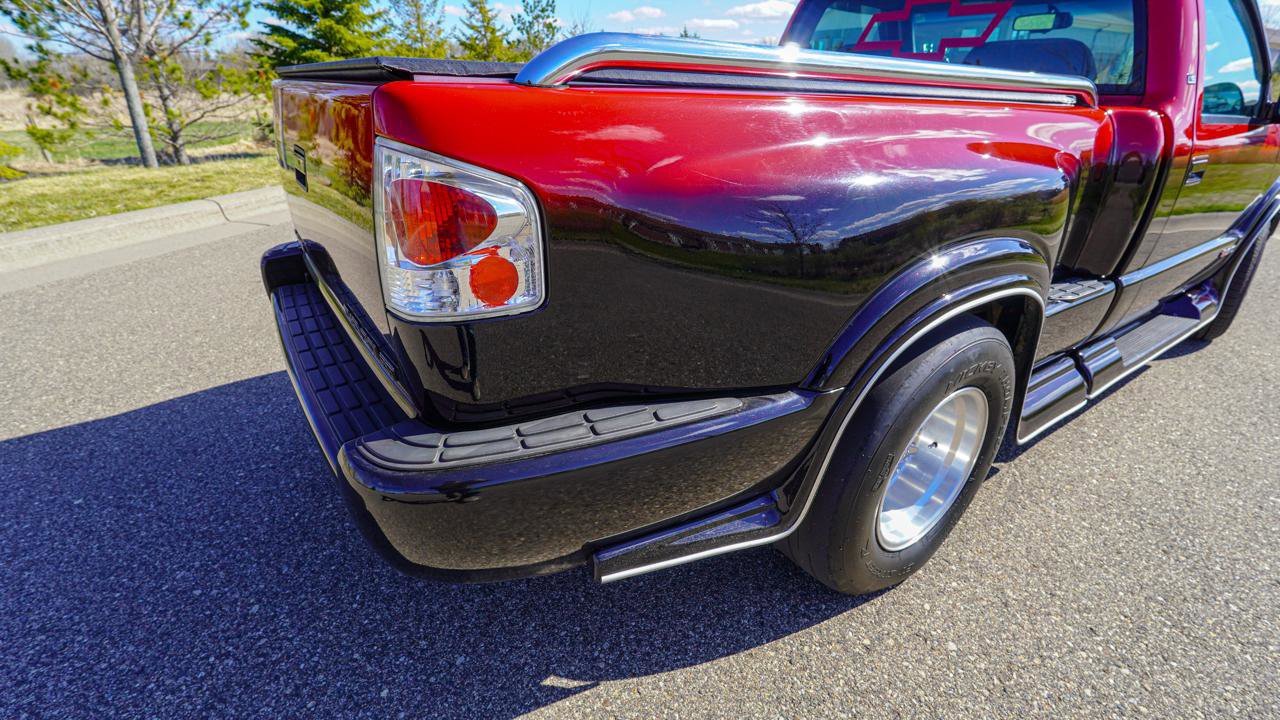 Used 1997 Chevrolet S10 Pickup LS w/ Preferred Equipment Group RWD image 13