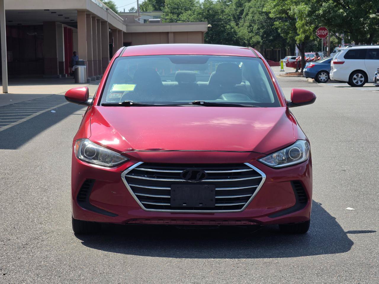 Used 2017 Hyundai Elantra SE FWD image 2