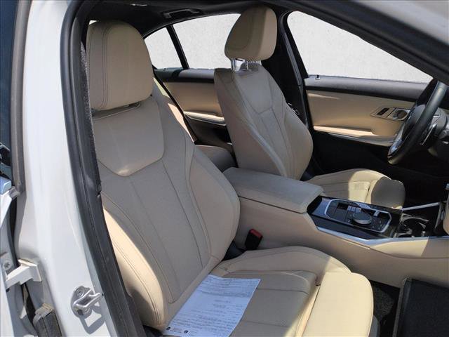Used 2024 BMW 330i Sedan w/ Premium Package RWD image 11