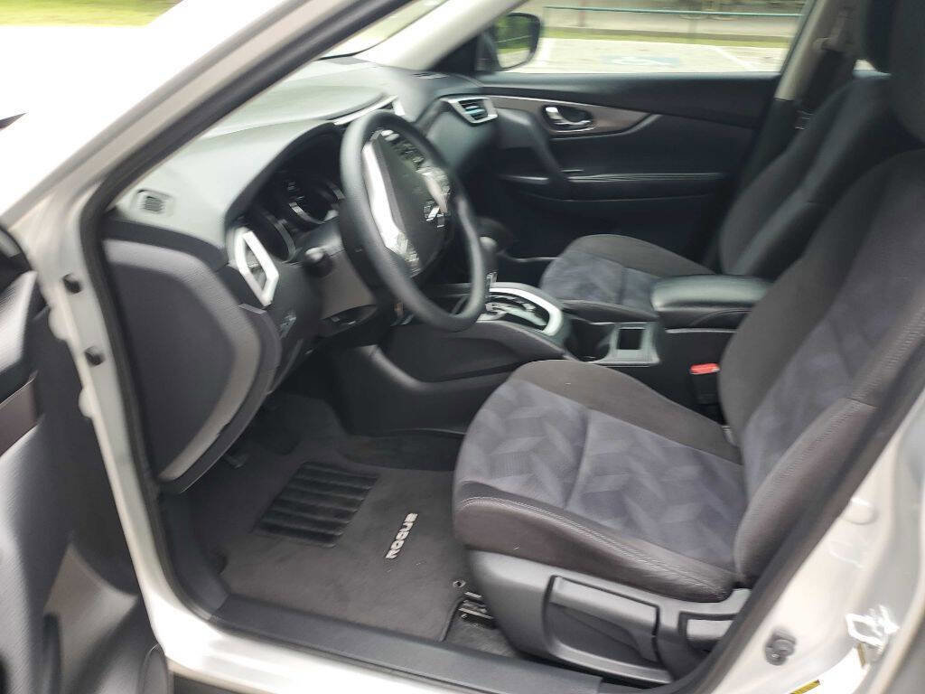 Used 2015 Nissan Rogue S AWD/4WD image 17