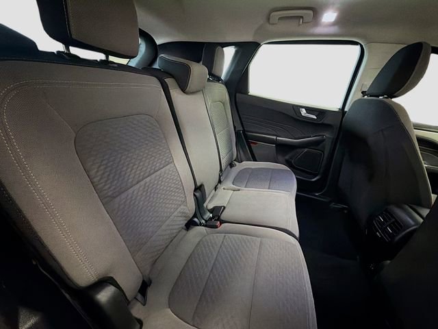 Used 2021 Ford Escape SE w/ Cold Weather Package image 27
