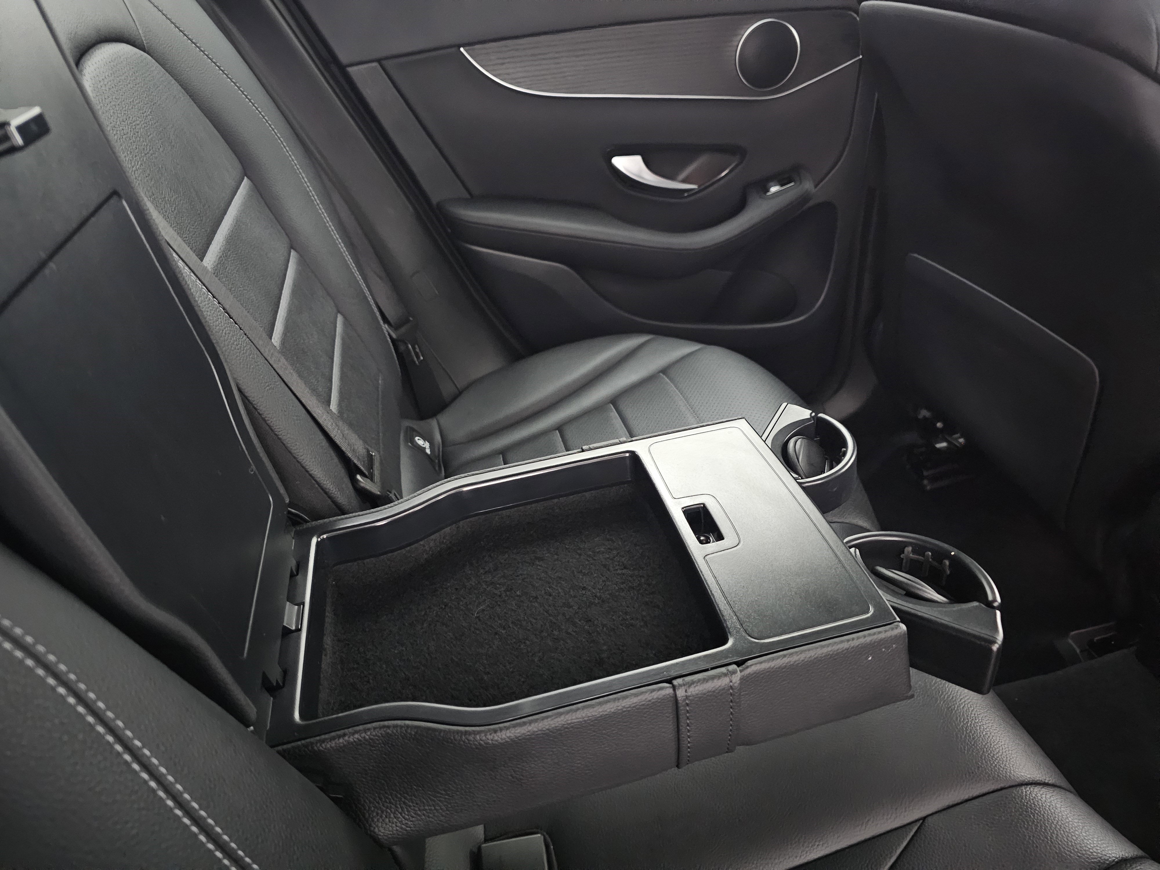 Certified 2022 Mercedes-Benz GLC 300 4MATIC w/ Multimedia Package Lite image 32