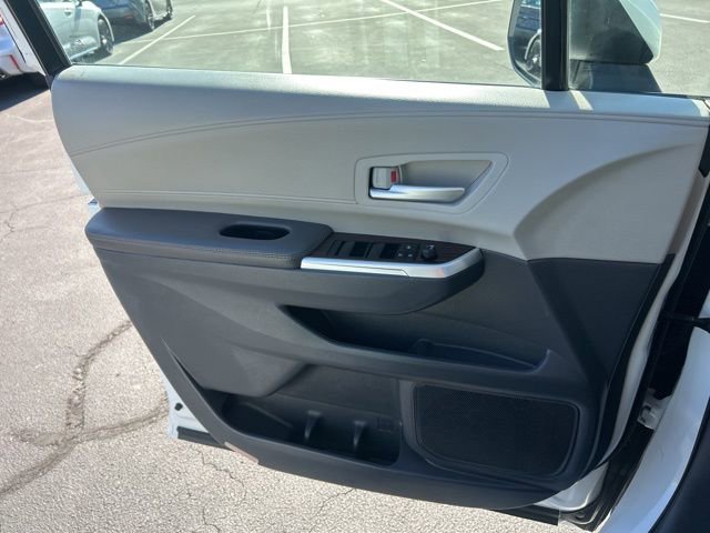 Used 2024 Toyota Sienna XLE image 29