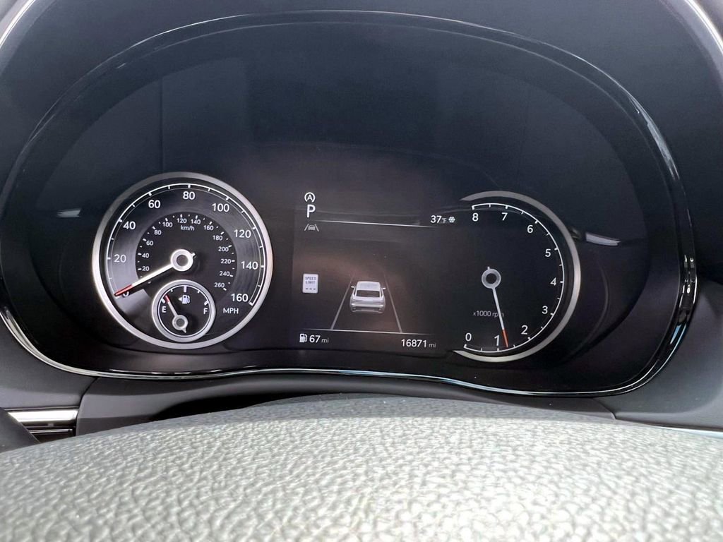 Certified 2024 Genesis GV70 2.5T w/ Select Package image 30