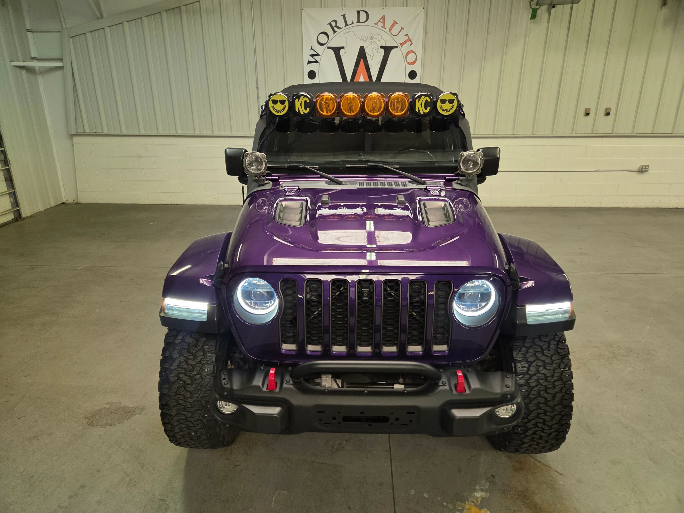 Used 2023 Jeep Wrangler 4WD Unlimited Rubicon w/ Xtreme 35 Tire Package image 12