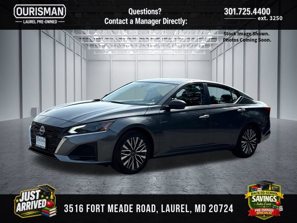 Used 2025 Nissan Altima 2.5 SV FWD image 4