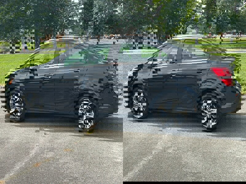 Used 2017 Chevrolet Sonic Premier image 5